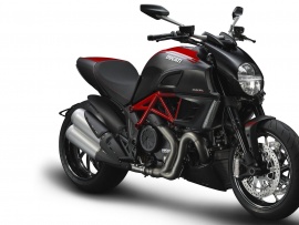 Ducati Diavel (click to view)